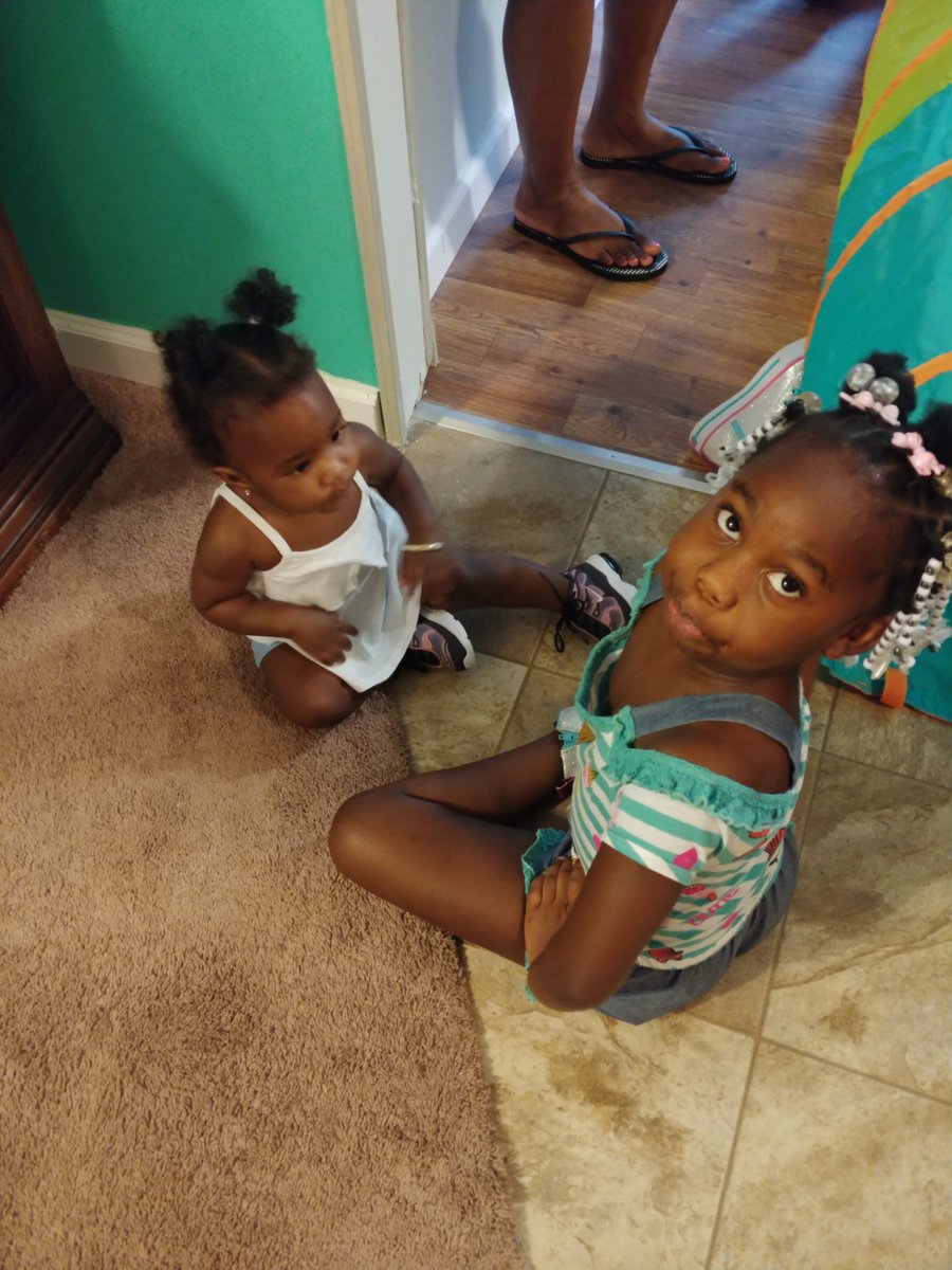 DoublecExpress's tweet image. Cak's and her cousin