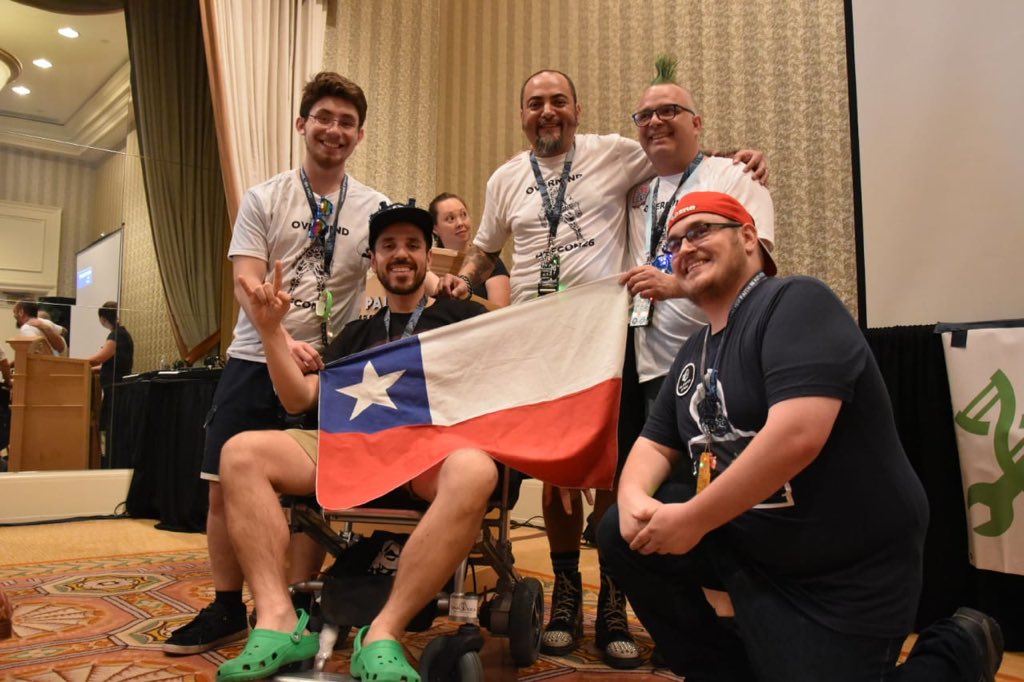 gbergel's tweet image. “#Biohacking the #Disabilty” yesterday in @DC_BHV with @rodrigoquevedos 🇨🇱💪🏼🎉#DEFCON26