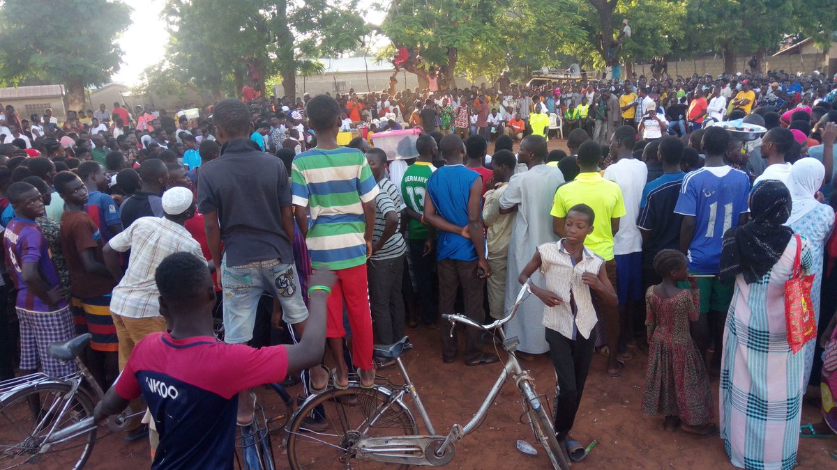 deemara79's tweet photo. Wow! How about that!! These kids deserve to be part of #TourdeFrance next year๐. Kl because of #UNITYGAMES2018 inside Savelugu in Northern Region. #SuperSunday https://t.co/ddFGKOwObh