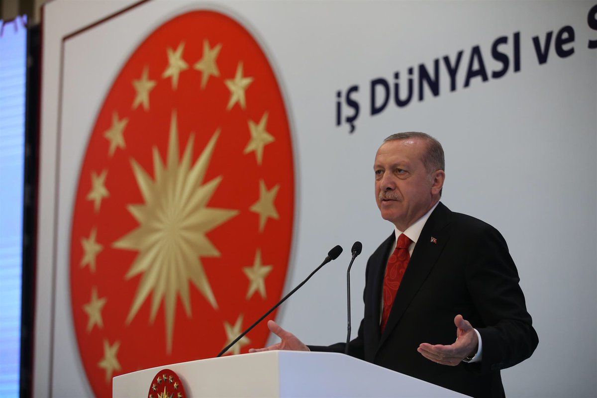 Cumhurbaşkanımız Recep Tayyip Erdoğan, Trabzon'da İş Dünyası ve Sivil Toplum Kuruluşları Buluşması'na katılarak konuşma yaptı.