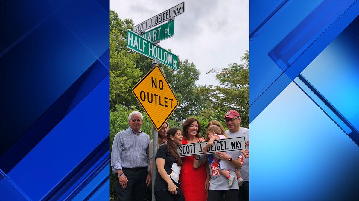 NY street honors teacher killed in Parkland school shooting bit.ly/2nwrYFG https://t.co/6h3XXv4cWD