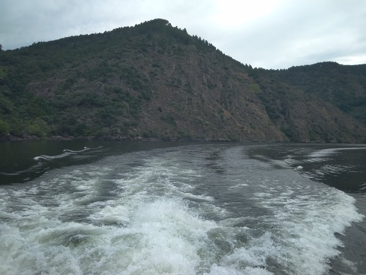 PaloCoyote's tweet photo. #CañonDelSil #RibeiraSacra #ExcursionesDeVerano https://t.co/TpGaI2ntGp
