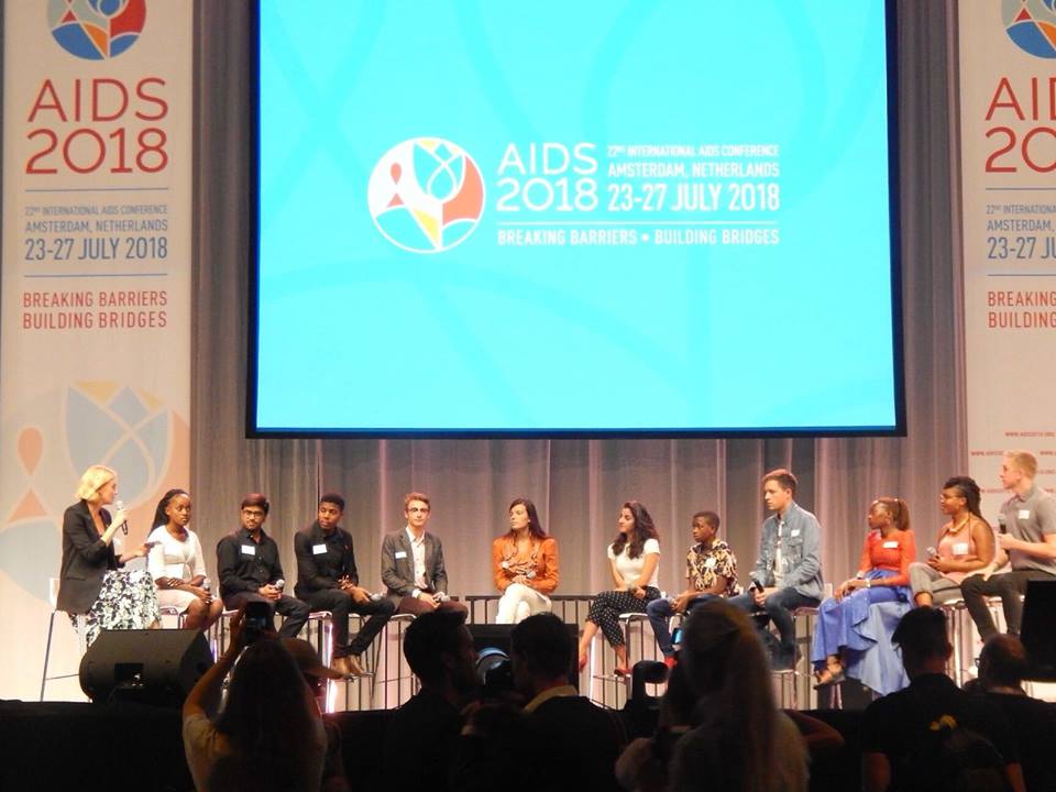 INTYouthForce's tweet photo. Happy International Youth Day!

Today, we look back on the incredible energy, determination and powerful voices that young people of all backgrounds and nations brought to Amsterdam for the biggest youth presence ever at @AIDS_conference. 

#ItTakesaVillage #YesYouthCan #endAIDS https://t.co/JUsxdMqrjh