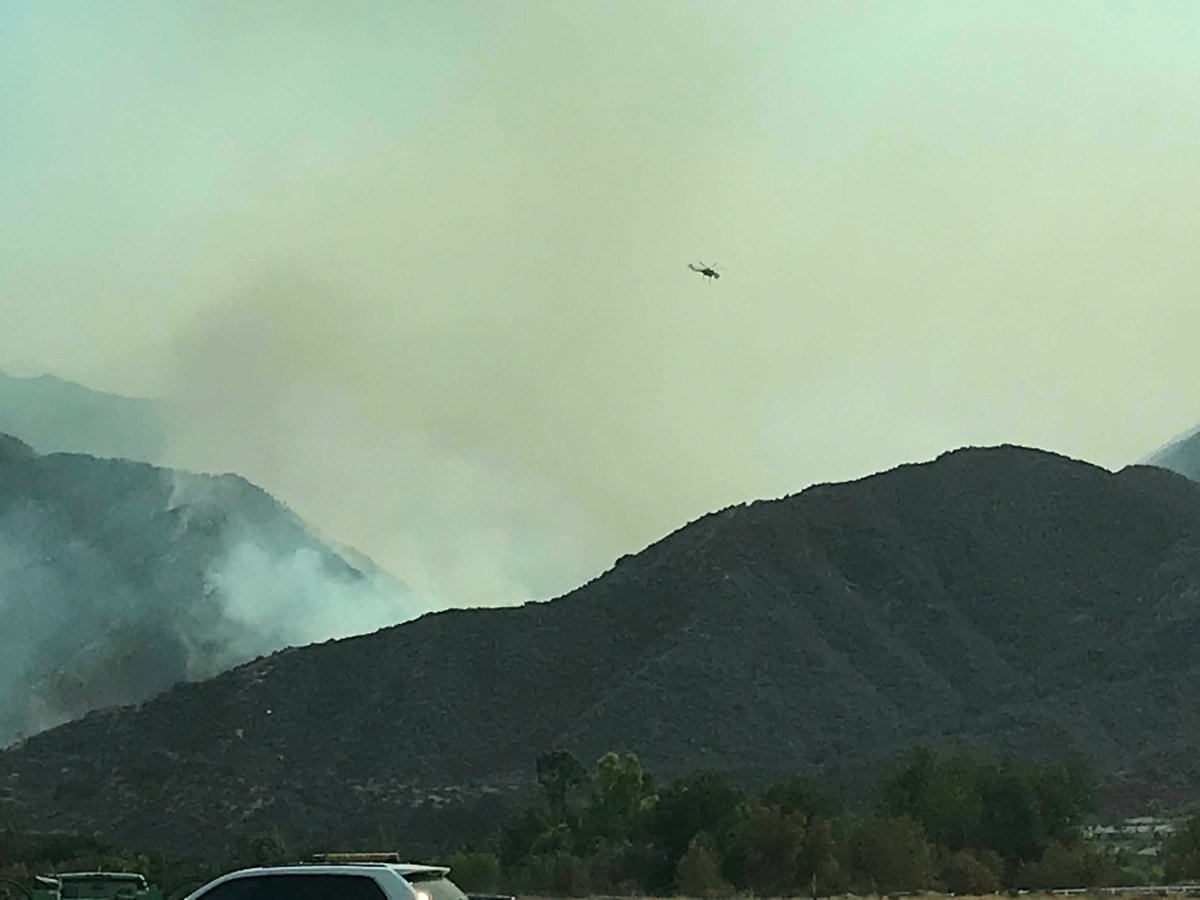 NatashaChenCNN's tweet photo. Switching gears now - just landed in SoCal where hotshot crews just talked to me about their work in containing the #HolyJimFire. I’ll be live tomorrow morning for ⁦@CNNNewsource⁩ affiliates. Book here >> https://t.co/wgkXnyHjmj https://t.co/RPfURBIdhI