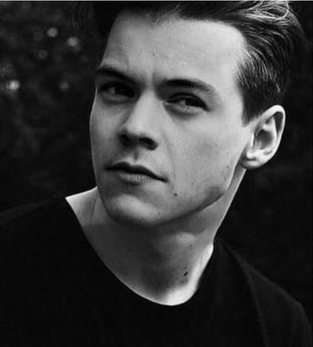 tiagoooaraujo's tweet image. 300 RTS AQUI RÁPIDO VOCÊS SAO CAPAZES 

CHOICE FANDOM DIRECTIONERS
#TeenChoice⁠ ⁠⁠ ⁠⁠ ⁠⁠#ChoiceFandom #Directioners @onedirection