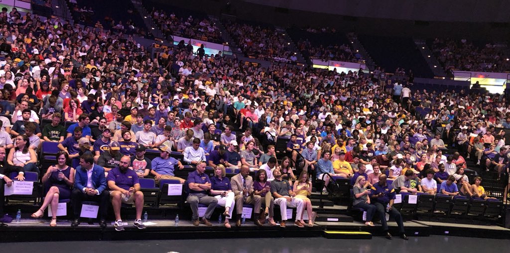 #LSU Freshman Convocation officially welcomes the largest, most talented and diverse class is LSU history. Welcome Home Tigers! #LSU22 @LSUSTU @LSUVCKeppler @lsuDirector