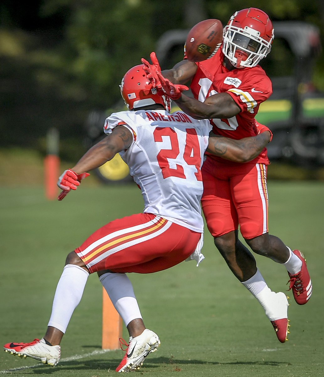#Chiefs CB David Amerson (24) defends as WR Tyreek Hill (10) tries to make a catch #ChiefsCamp #TrainingCamp <a href="/SportsDailyKC/">Sports Daily KC</a> <a href="/KCStar/">The Kansas City Star</a>