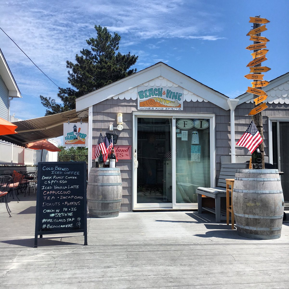 #BeachandVine #FireIslandTap such a great place! #Kismet #FireIsland #summer 🌊🏖☀️<a href="/BeachandVine/">playa</a> <a href="/FireIslandTap/">Fire Island Tap</a>