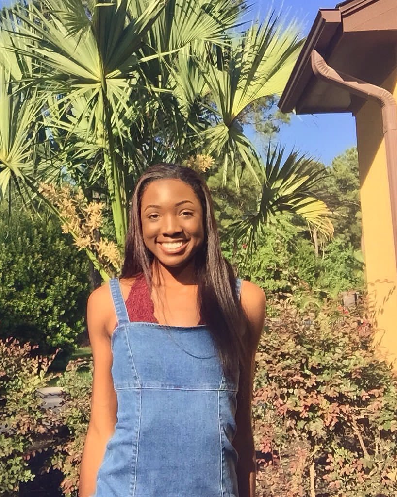TexasState23's tweet photo. Nicole Alebesun ( @Nicole_alebesun )
Major: Biology
From: Houston, Tx
#Txstate22 #TexasState22 #Txst22 https://t.co/qwNIwIQHZn