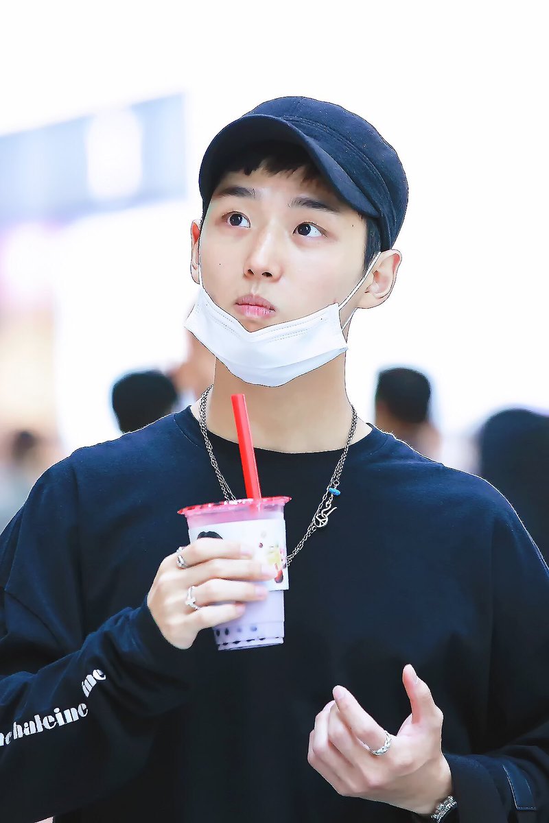hsptg_pics's tweet photo. { 180812 } © hongkitty_0417 ♡

→ #Pentagon #Hongseok #양홍석 #홍석 #펜타곤 https://t.co/koztf3SC5P