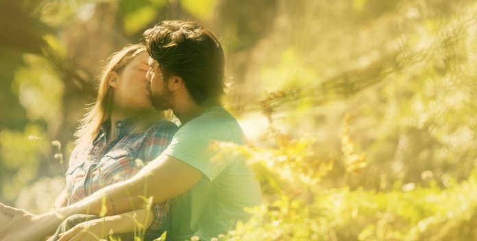 Uma, mas allá del amor es un film romántico que actualmente tuvo una destacada carrera en diversos festivales internacionales. Asimismo, la cinta se centra en Uma, encarnada por la conocida actriz venezolana Alexandra Braun. #ZEcine +INFO: <a href="/umathemovie/">Uma- The Movie</a> ow.ly/Plu530la82g