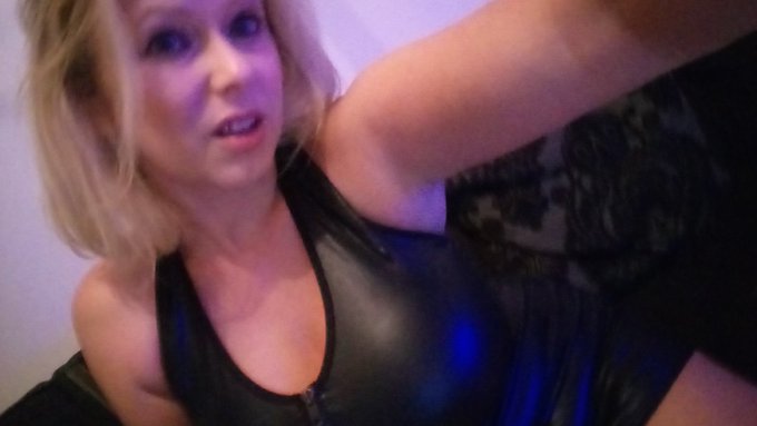 Hey guys I'm on @S66TV webcams 💋 cum &amp; play ▶ 😘 💋 💋 here till 11pm Head to https://t.co/dH7ANXwujt to<a class="tags" target="_blank" title="On Twitter" href="/?out=eyJ0eXAiOiJKV1QiLCJhbGciOiJIUzUxMiJ9.eyJpYXQiOjE3MjcyNzg5MTksImlzcyI6InR3cG9ybnN0YXJzLmNvbSIsIm5iZiI6MTcyNzI3ODkxOSwiZXhwIjoxNzU4ODE0OTE5LCJyZWRpcmVjdF91cmwiOiJodHRwczovL3R3aXR0ZXIuY29tL1M2NlRWIn0.EhrIYO0npzhKzJ3RiEKSBoXj80tjPVfB5Yc3_NRIsUX43TFV9rHqMH9y1RxNy4oy_rfZqADHnO3Tp_iSufnghg">@S66TV</a><a href="/tag/callme"class="tags"><span>#callme</span></a>