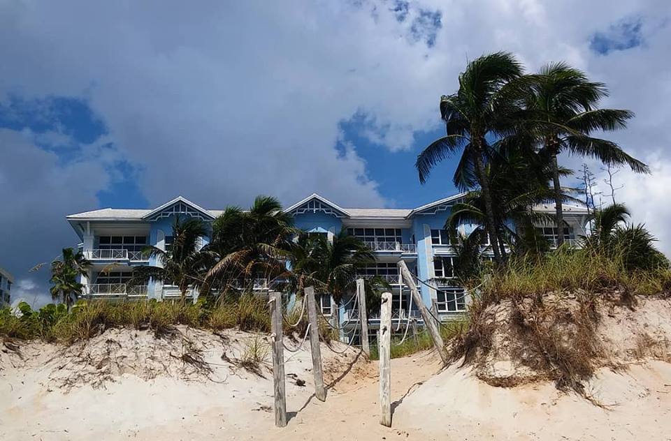 FLWkendGetaway's tweet photo. Lazy Sunday on the picturesque #DeerfieldBeach, #southflorida https://t.co/cCiyMwE0TY