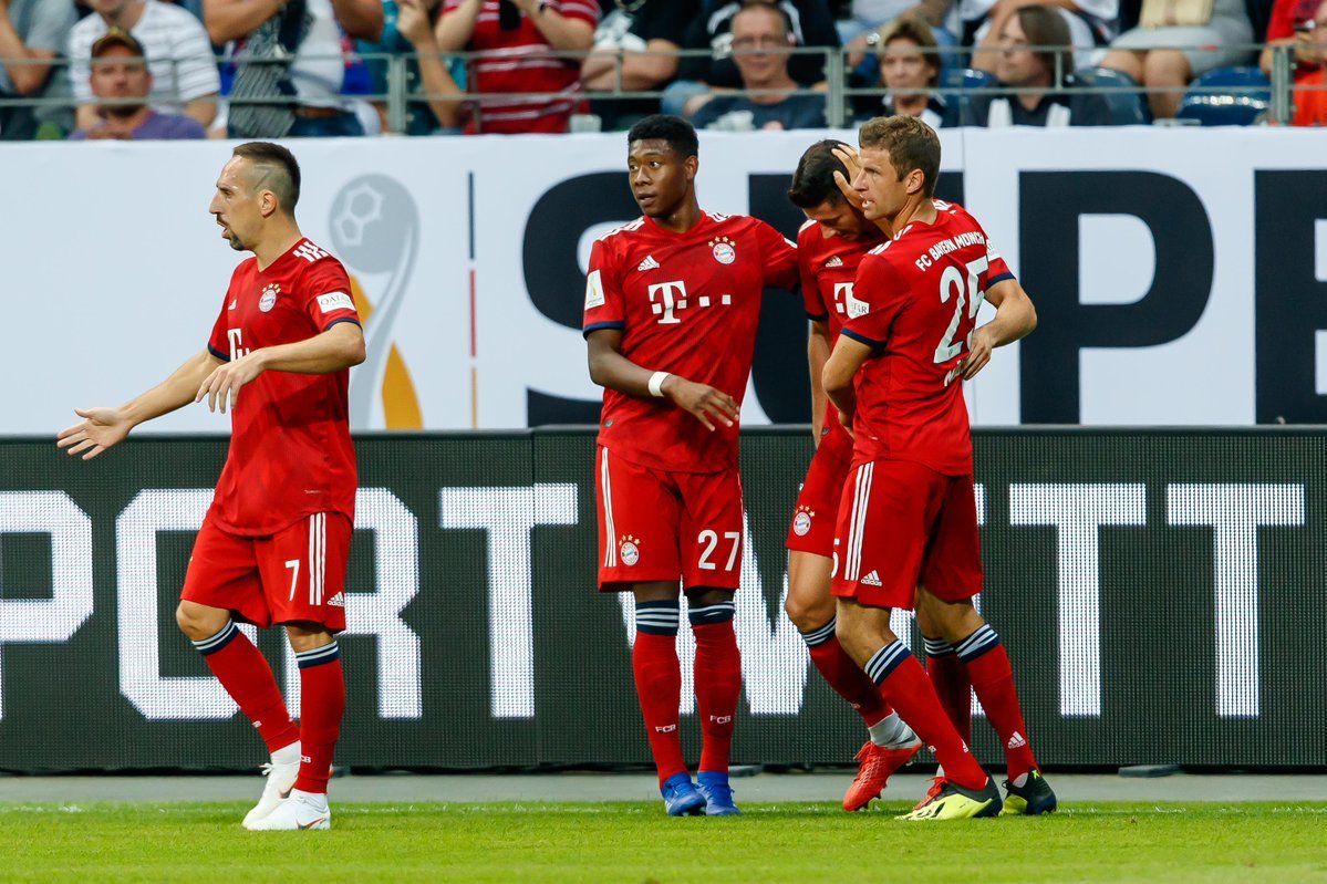 iMiaSanMia's tweet photo. FT | Eintracht Frankfurt 0-5 FC Bayern 

Lewandowski scores a hattrick as Niko Kovač wins his first title at Bayern.  #SuperCup https://t.co/dSJVfEY1eP