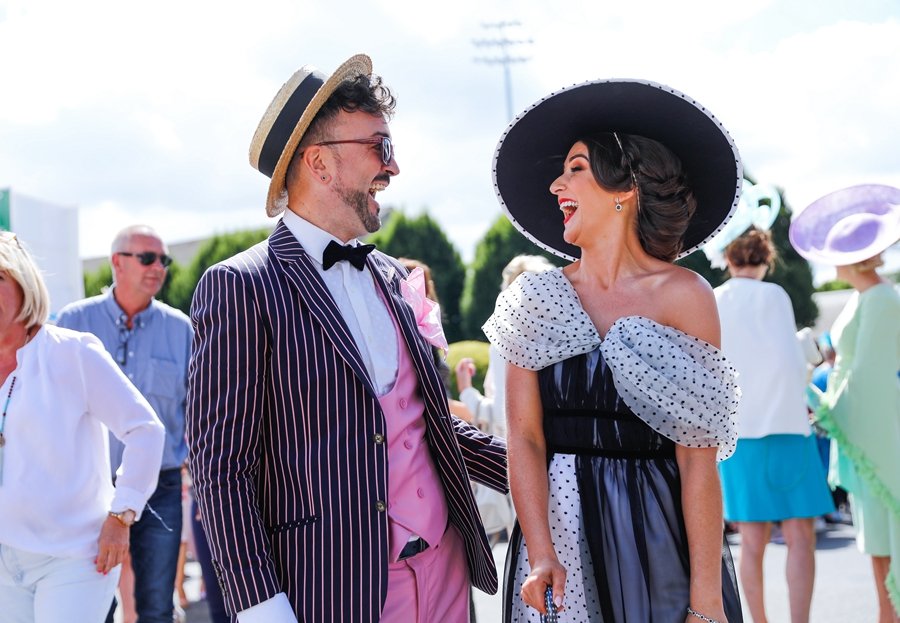 Rebecca Rose Stylist (@rrosestylist) on Twitter photo "Life is better when you are laughing" <a href="/MontyDesigns/">Montgomery Lifestyle</a> <a href="/DublinHorseShow/">Dublin Horse Show</a> #DublinHorseShow #ladiesday #thebestday #makingmemories "Life is better when you are laughing" <a href="/MontyDesigns/">Montgomery Lifestyle</a> <a href="/DublinHorseShow/">Dublin Horse Show</a> #DublinHorseShow #ladiesday #thebestday #makingmemories