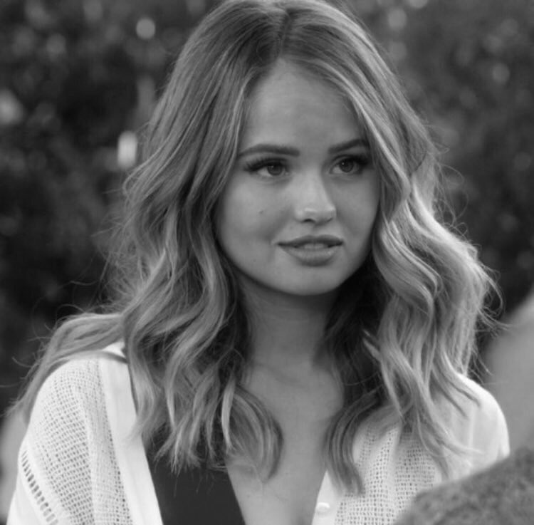 Debby Ryan Looks On Twitter