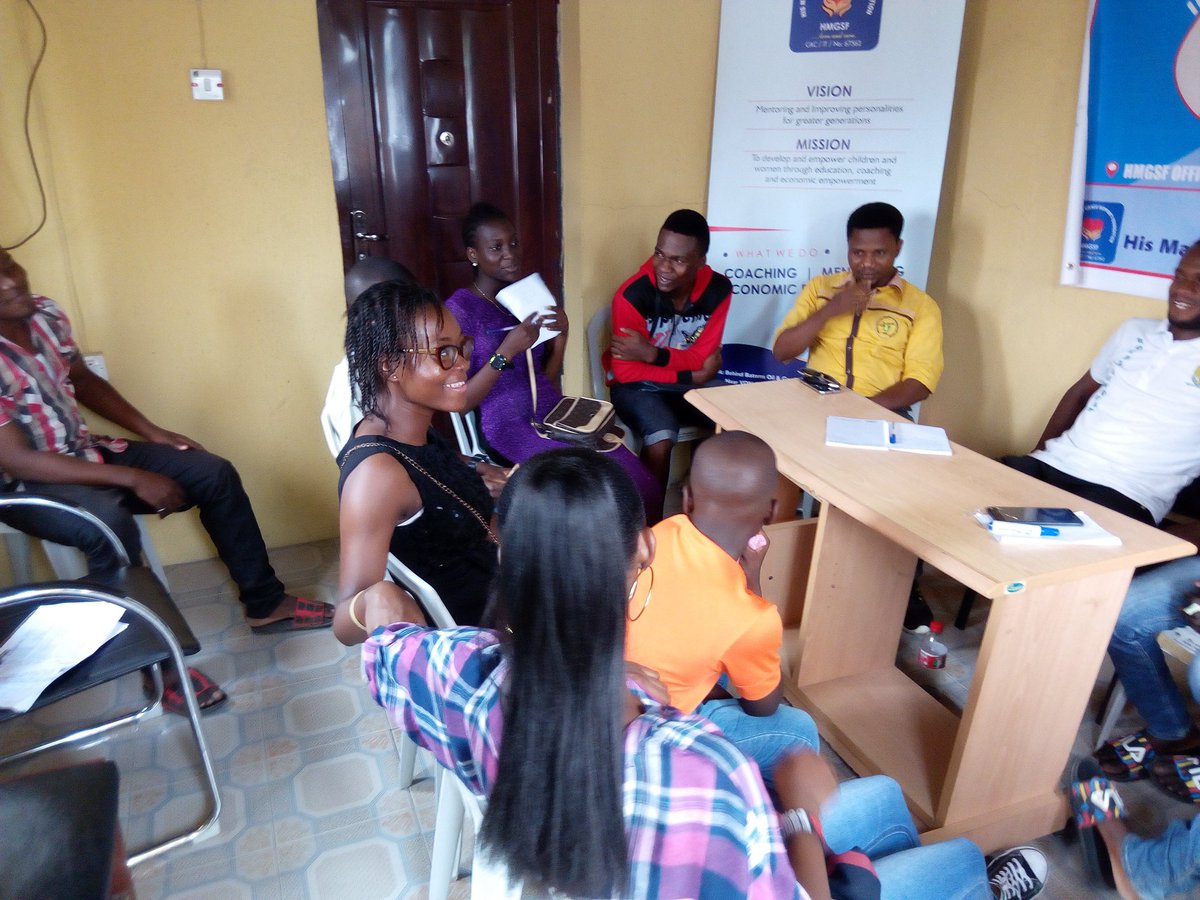 hmgsf_ngo's tweet photo. our Mission today been the #internationalYouthDay is to minimize #teenagePregnacy in our communities. Youths have decided to be wise, informed nd be aware that #teenagePregnacy is not the end of a girl child career!!! we stand strongly to minimize these act.
#HMGSF
#UNyouths https://t.co/taDG4K4wAt