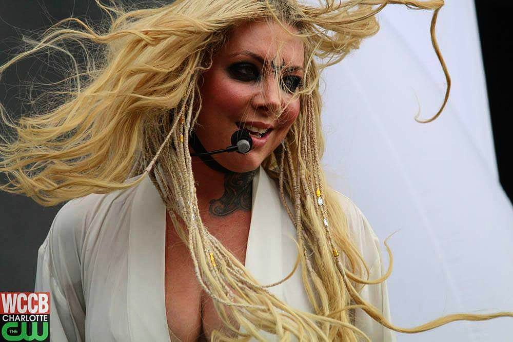 itmhungary's tweet photo. #mariabrink #inthismoment #halfgodhalfdeviltour https://t.co/cxCXLla1PE