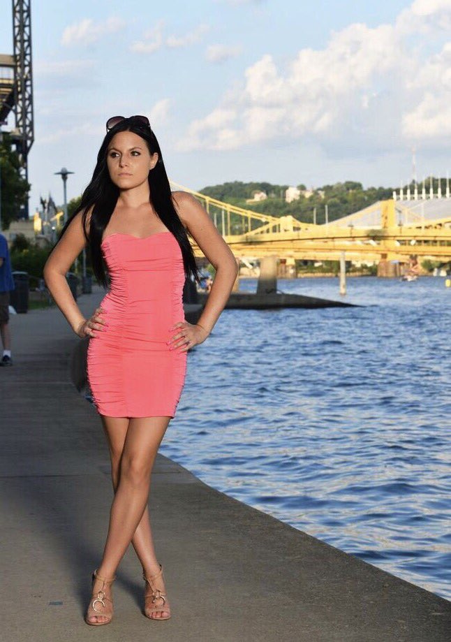 TW Pornstars - Sarah Russi. Twitter. You'd be lucky if I looked your way. 😘. 9:21 PM - 12 Aug 2018