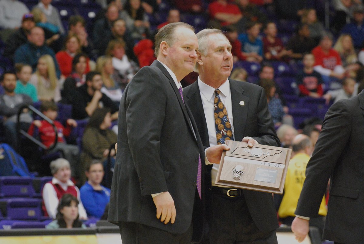CBHSbasketball's tweet photo. With over 560 wins, 5 State Championship appearances, 42 players to play at the next level &amp; 36 years of helping shape the lives of young men, Coach Bubba Luckett has been selected to the Mem. Amateur Sports Hall of Fame! #GoBrothers https://t.co/c14zd6dz5c