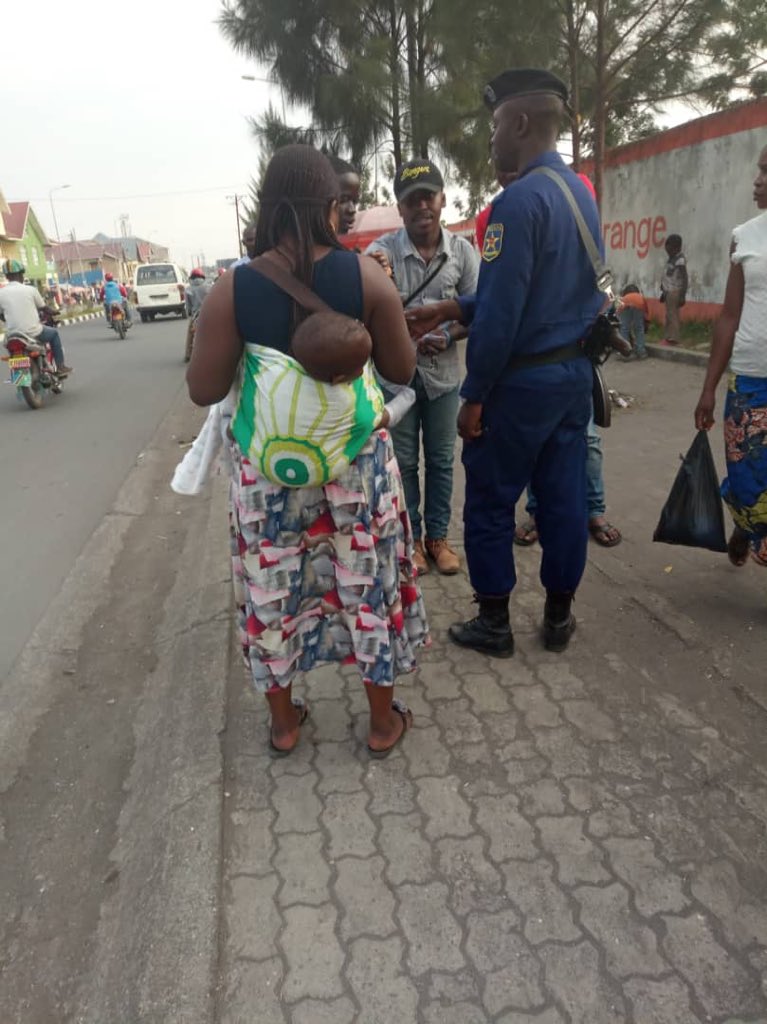 luchaRDC's tweet photo. Activités de la LUCHA ce week-end à travers la #RDC:
> Salongo &amp; Témoins de la Patrie sur l’alternance démocratique 
> Poursuite campagne #StopEbola à Butembo, Beni...
> Consultation interne sur la réévaluation de notre stratégie en vue   d’élections démocratiques https://t.co/Ymb1n0z0kU