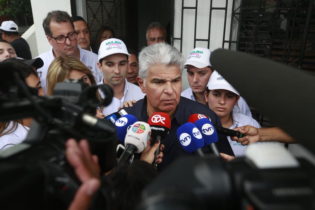 JoseRaulMulino's tweet photo. Reconozco el triunfo del Sr. Roux como ganador de estas primarias y estoy eternamente agradecido a todas las personas que creyeron en mí a nivel nacional. Me mantengo en Cambio Democrático pero reitero que no apoyo al Roux es su candidatura a la presidencia de Panamá. https://t.co/dGMqQlYzUe