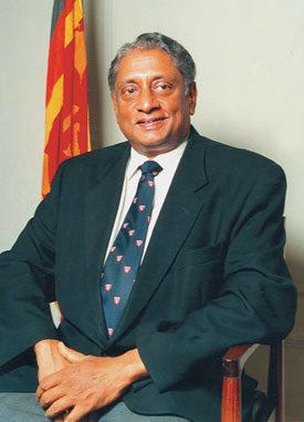 amilaik's tweet photo. 13 years ago #SriLanka lost one of its top diplomats to the brutal war that was waged by terrorists. Hon. Lakshman Kadiaragamar was one of the best politicians we ever had. Commemorating this great gentleman on his 86th birthday. #LK #AKViews https://t.co/puiQS0Z4nS