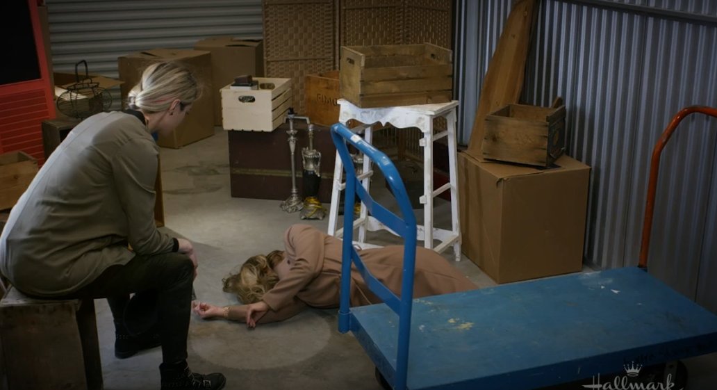 HallmarkiesPod's tweet photo. I knew it was the girlfriend! @HannahAPederson how could you? LOL #SummerofMystery #TheMaskMurder #Sleuthers https://t.co/41NgjZ5oIl