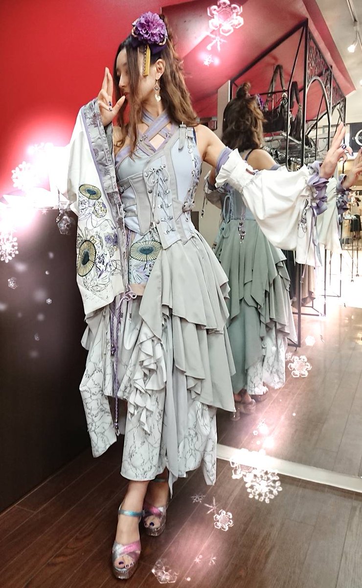 𝐎𝐳𝐳 𝐎𝐧𝐞𝐬𝐭𝐞 ✖︎☨♡☨新宿サブナード店☨♡☨✖︎ on 𝐎𝐳𝐳 𝐎𝐧𝐞𝐬𝐭𝐞 ✖︎☨♡☨新宿サブナード店☨♡☨✖︎ on