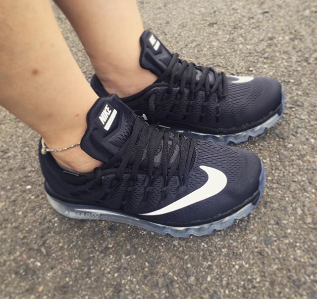 Megumi_ide's tweet photo. New kicks!
デブも50m5秒でいけそうな履きやすさ。
#airmax2016 
#airmax 
#nike https://t.co/6AROgs1Uxa https://t.co/sPyHZAK64d