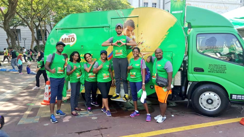 JayaSuriaM's tweet photo. #MBD2018 with @Nestle #Malaysia #MiloRun with buddies @yogan84 @KalawathiG @sharmjoe Rubini Suman & Menon 😀👌 https://t.co/mXDnHJDs0n