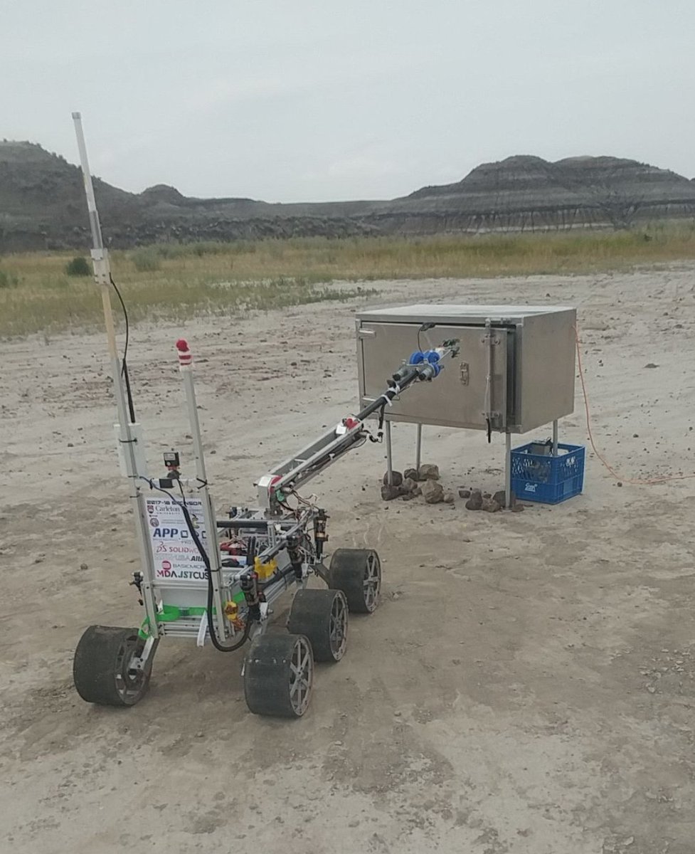 CUSpaceRobotics's tweet image. This morning we had a great run through the equipment servicing challenge. With our arm back on, we opened the equipment panel, removed a bad fuse, and were the first team to turn the ball valve. We've now re-equipped for tomorrow morning's prospecting task.