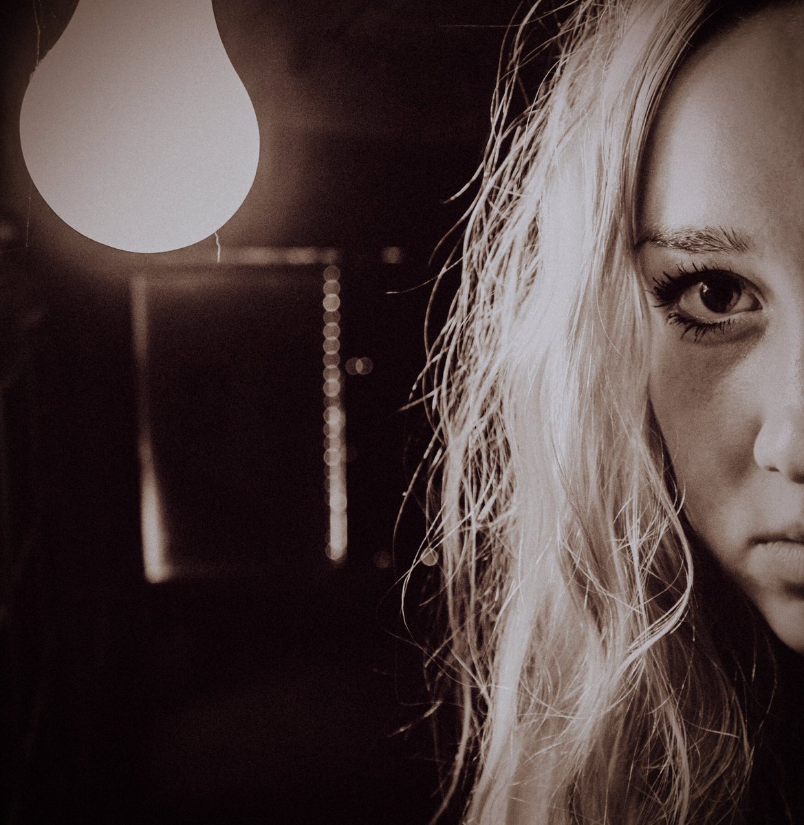 daninduke's tweet photo. Haven’t posted much lately but here’s a rare selfie. 🖤

#sunday #sundayvibes #photooftheday #photography #melancholy #mood #nomakeup #wildhair #wildchild #selfie #canon https://t.co/JG4doh2ki4