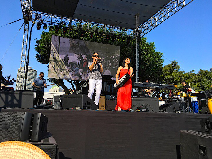 This lady can #Rock #Funk & #Jazz all at the same time
@lbjazz #LBJazzFest @keikomatsui #KeikoMatsui #womenofjazz #talentedwomen #EricMarienthal (memories of #herbiehancock #georgeduke )