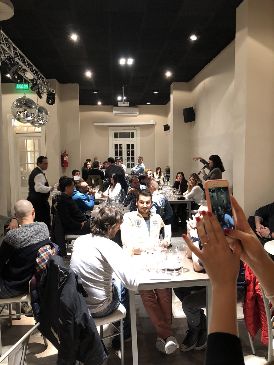 Excelente noche en #casacramer de <a href="/PannunzioWines/">@PannunzioWines</a> 

Gracias a las 60 personas que agotaron las entradas 🍷🍷
