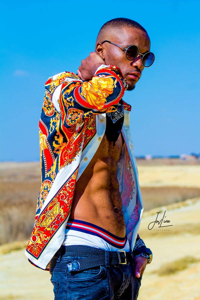 JovLinePics's tweet photo. FREE PHOTOSHOOT!!! 😃🙌🔥 
Please Retweet &amp; Like To Help Someone Who Needs This🙏

Whatsapp/ Call:  079 392 5154 / 065 92 91896

Thank you in advance! 🙌🙏

@djsbu  #djsbu #TheHerdMzansi #SLvSA #Arsenal #Kourtney #SLInt #SpanishSuperCup #Joburg #KUWTK #SSTennis https://t.co/lN6PXUsIN7
