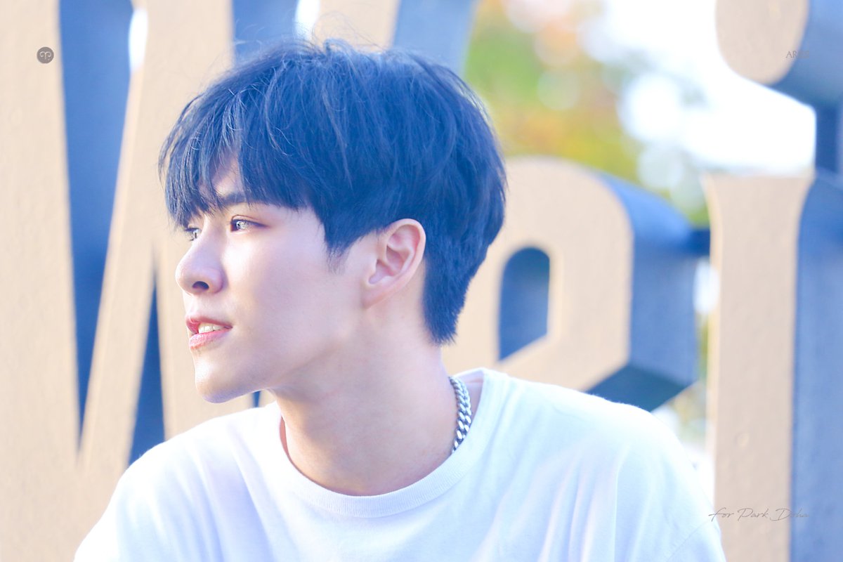 AriesDoha's tweet photo. 180721 Million Free Market Busking
 
#도하 #박도하 #PARKDOHA https://t.co/TIeJRpYAzj