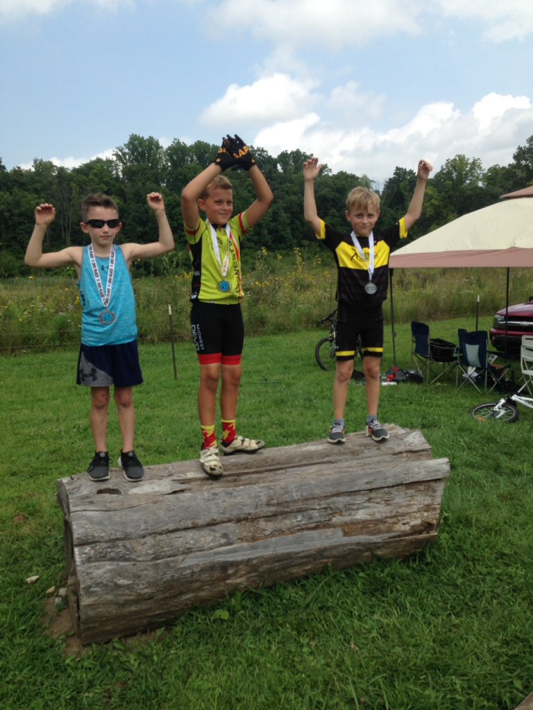 Boys 3rd-4th
1st - Nolan Cummings, Avon, Midwest Devo
2nd - Andrew Boehman, Avon, Team Adventures
3rd - Easton Turner, Richmond @nationalMTB #morekidsonbikes