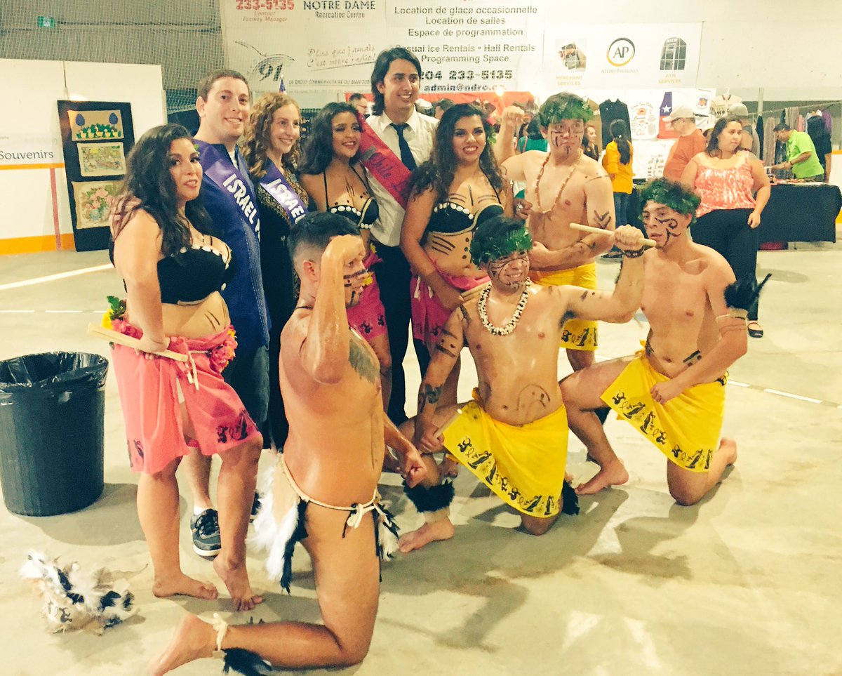 BounceRadio999's tweet photo. At @Folklorama you get to experience the world in our city.. it’s always fun to see ambassadors visit the other pavilions! The ambassadors of The Israel Pavilion -Shalom Square took a moment to take a photo with the The @ChileLindoPvln! #BOBSquadWpg #myfolklorama #folklorama49 https://t.co/Mjba73PnKb
