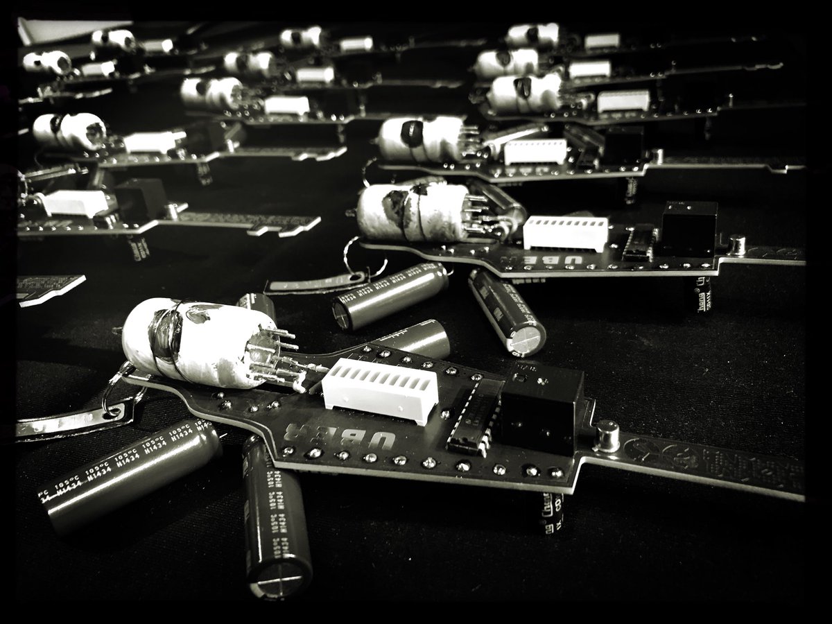 effffn's tweet image. Black badges #defcon26 #defcon