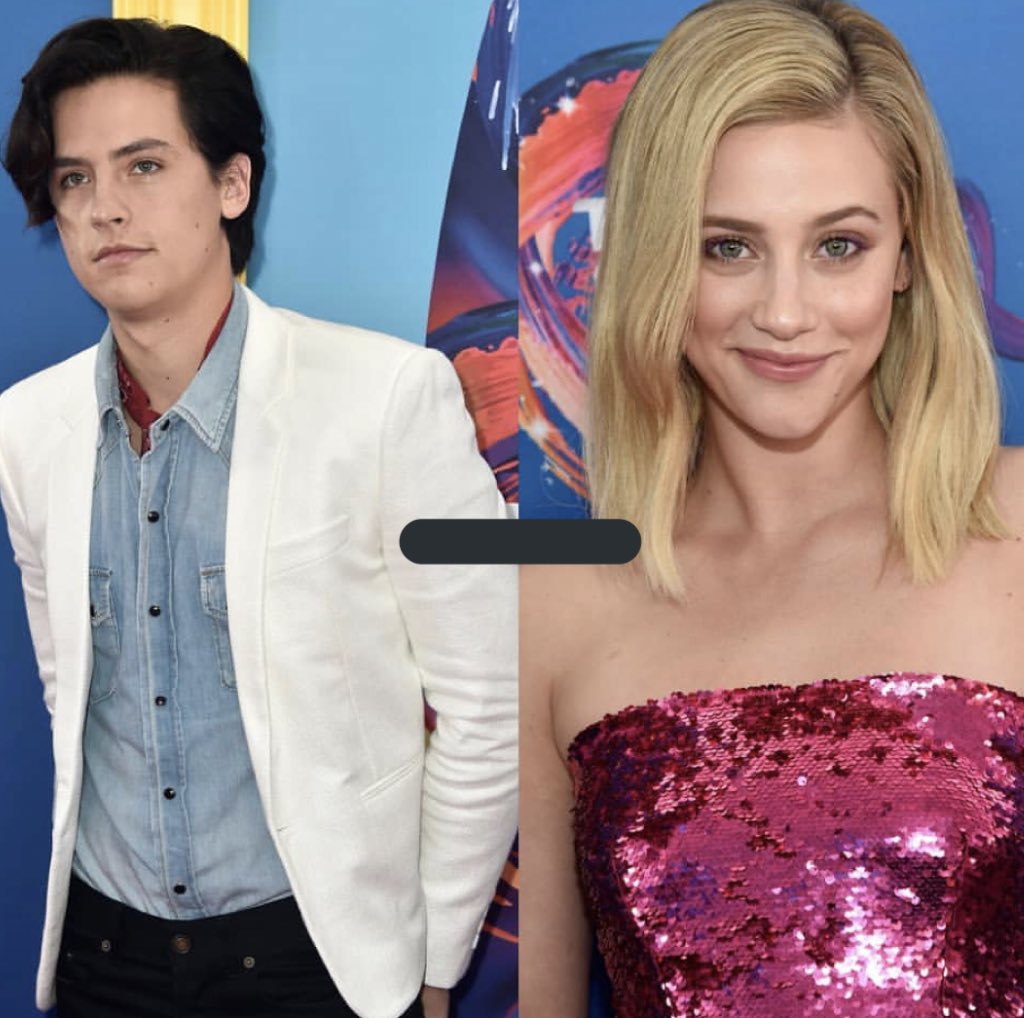 handstomyselfvs's tweet photo. Winners! @CW_Riverdale @TeenChoiceFOX 
@lilireinhart : choice drama tv actress 
@colesprouse : choice drama tv actor, choice male hottie 

Both: Choice TV ship, choice lip lock #bughead #sprousehart https://t.co/ss2wGWWsNT