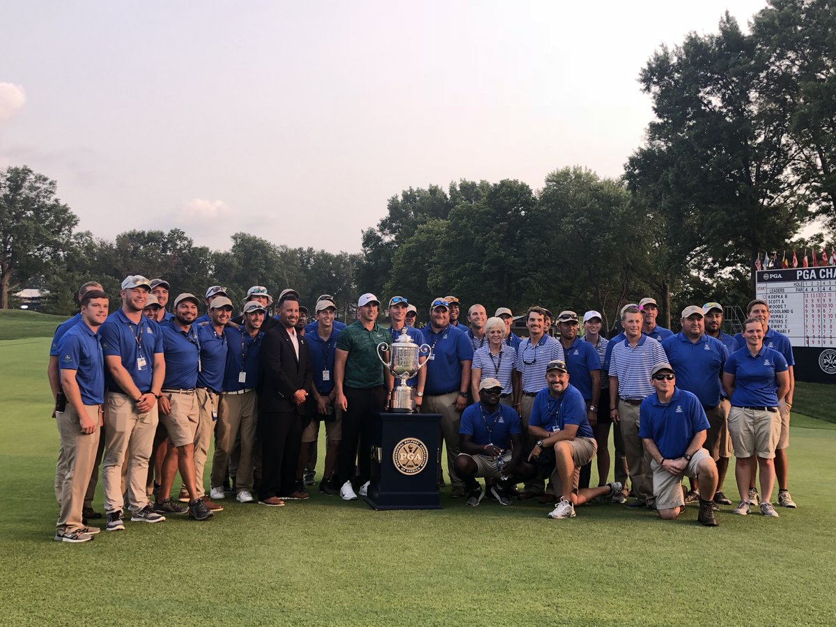 First to arrive. Last to leave.

Can we get a RT for the Bellerive Grounds Crew?👏🏼👏🏼👏🏼👏🏼