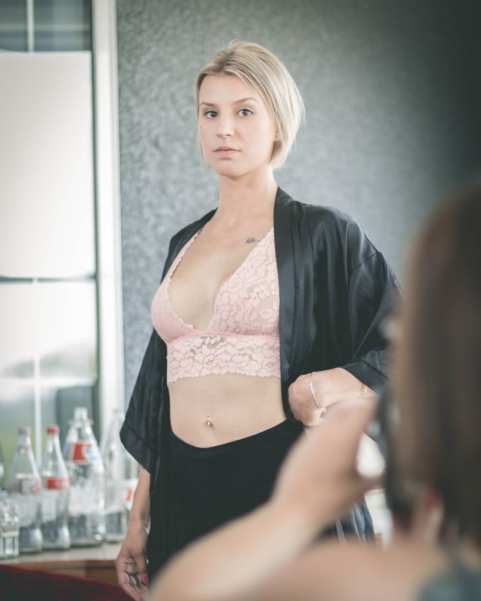 Sara's back! #model #lingerie #boobs #lace #Canada #photoshoot