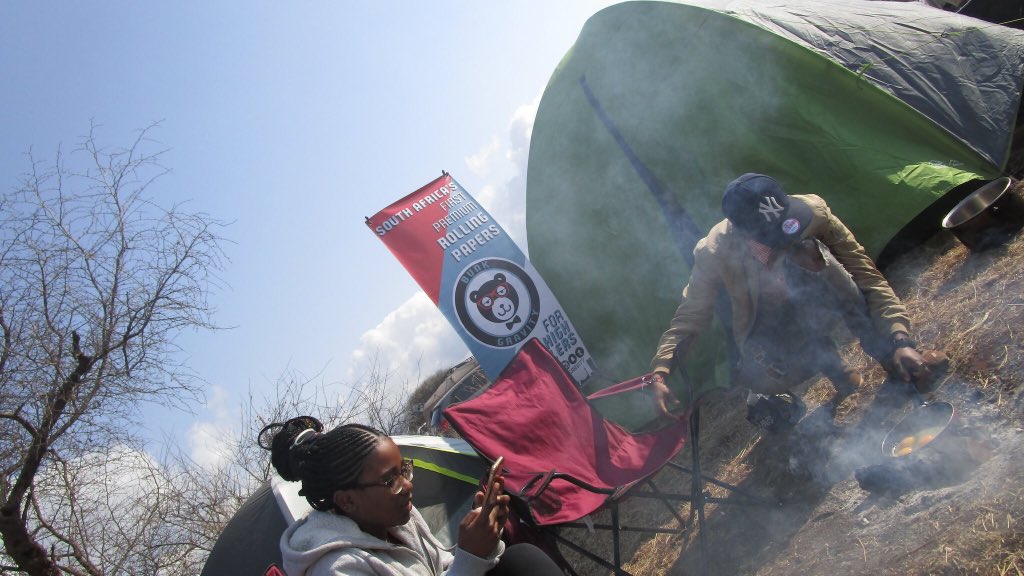 BenzMkhabela's tweet photo. I had a great time bunking gravity at @oppikoppi s.o to my bunkgravity team . #BunkSnaps https://t.co/4775V7ki2l