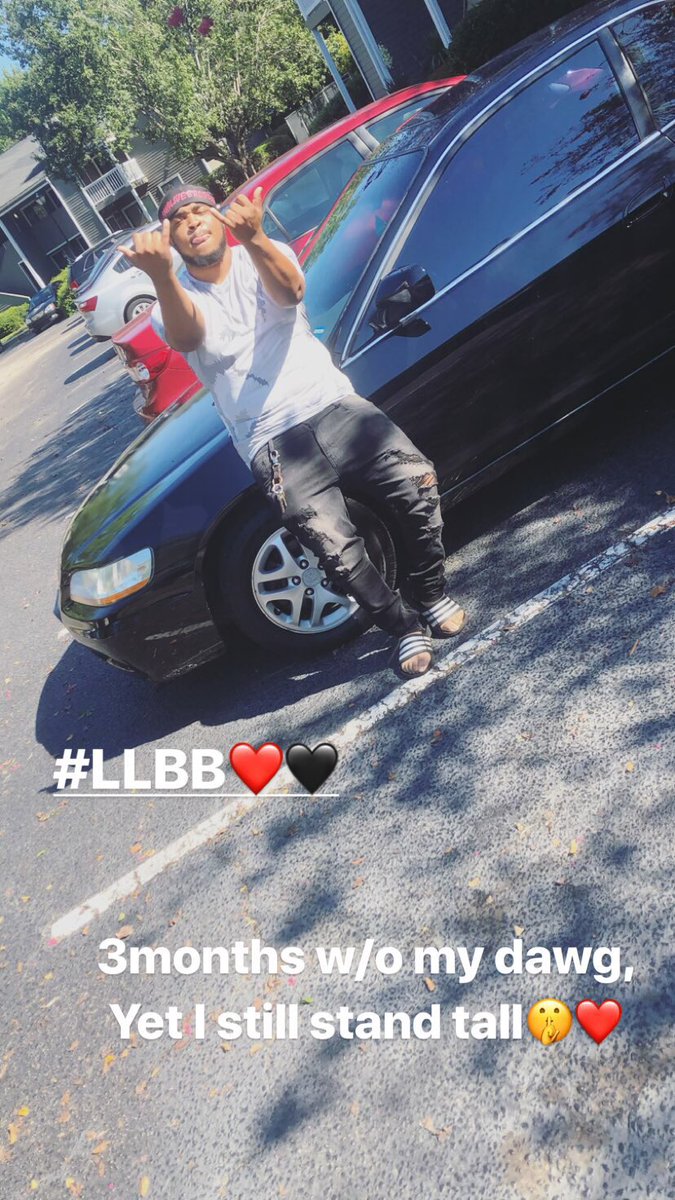 5200Tank_'s tweet photo. 3 months down, a lifetime to go😪 #LLBEST❤️🖤 https://t.co/i0mC7UU4aw