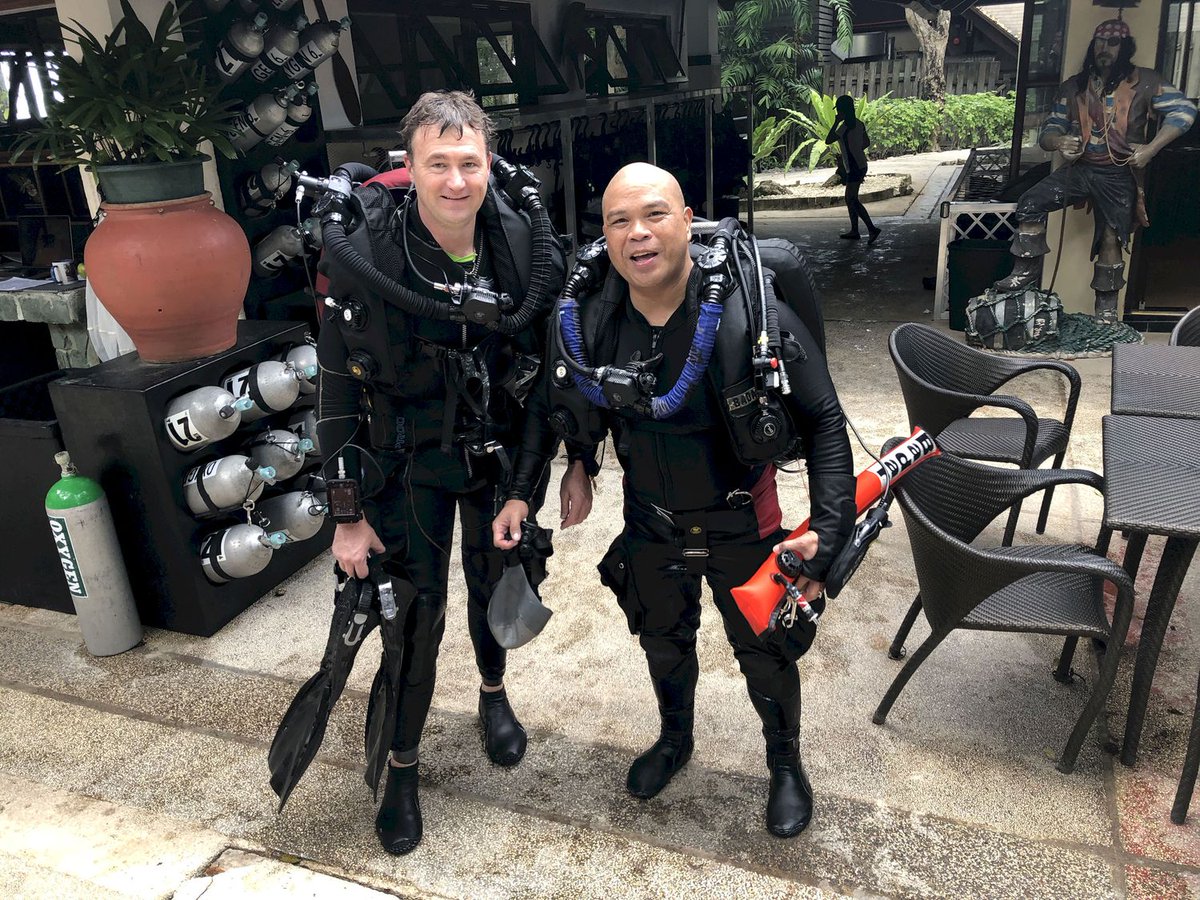 divescotty's tweet photo. From Phil Badar: Congratulations to Mark on becoming a #PADI #CCR #Tec40 #diver!
If you want to take the #course too, check out our webpage:https://t.co/q44nsYIrqv https://t.co/D1cGDwW9Qr