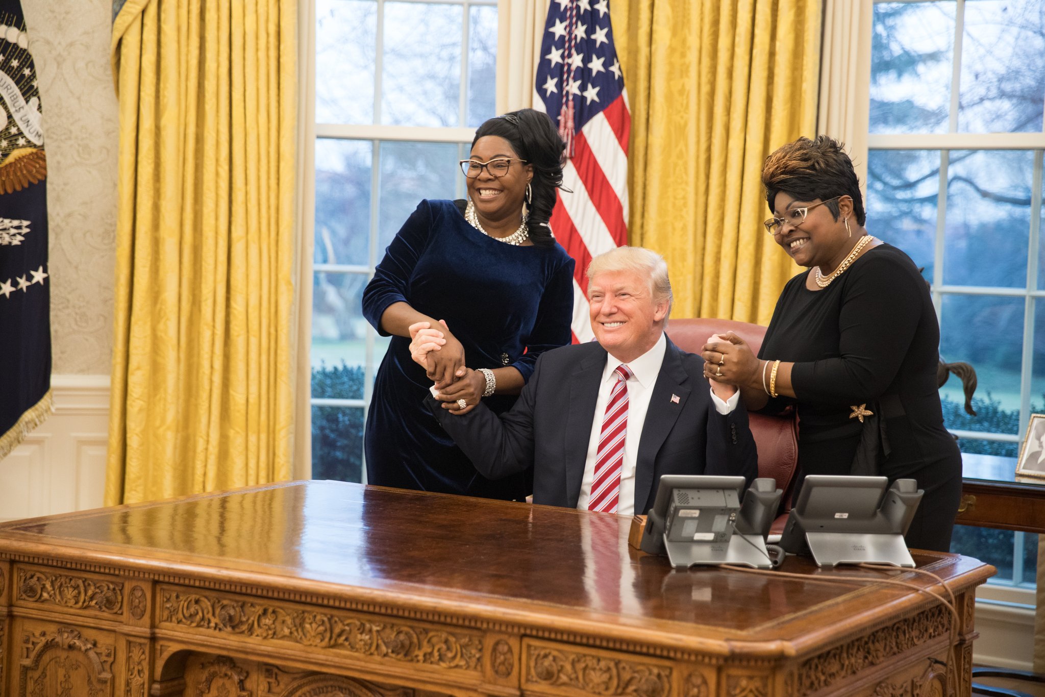 DkcXC-VU8AAMKT5?format=jpg&name=large