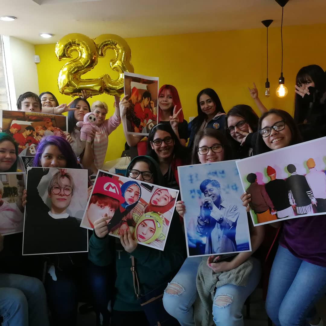 ACEParaguay1's tweet photo. Muchas Gracias a todas las personas que asistieron a nuestra reunión y nos apoyan con cada evento!!❤️🌵
. 
#HAPPYBIRTHDAYBYEONGKWAN
.
#ACE #CHOICE #JUN #DONGHUN #WOW #KIMBYEONGKWAN #CHAN @official_ACE7 https://t.co/TZgYcKQbXl