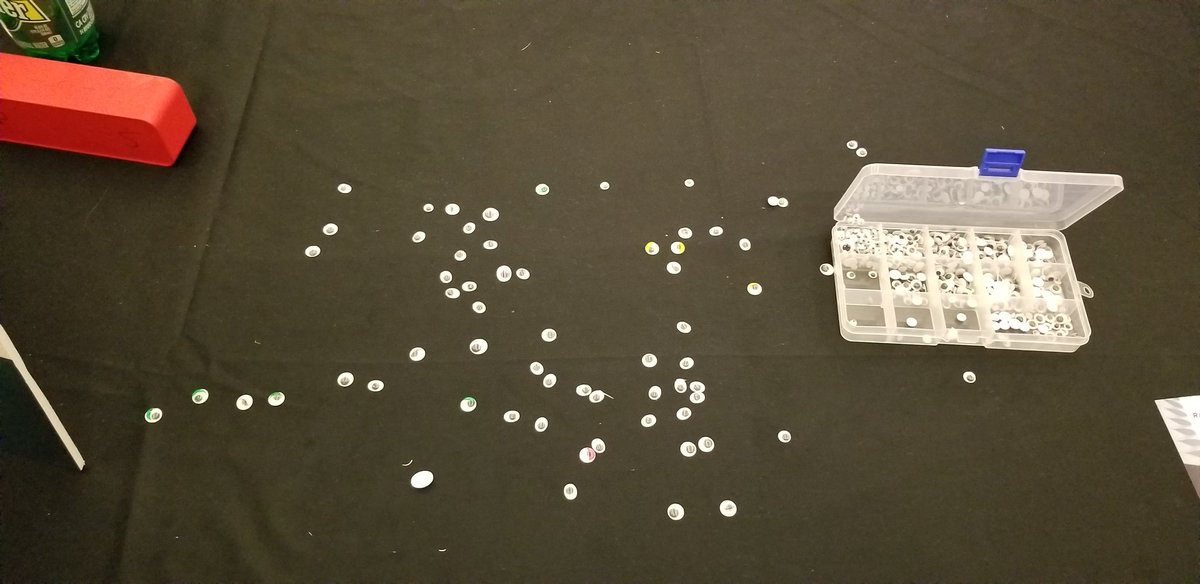 shortxstack's tweet image. can&apos;t take hackers anywhere 😑

@BlueTeamVillage #DEFCON26