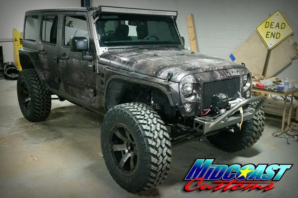 #Jeep #vinylwraps #jeepwranglers #Trending Should I get my Jeep vinyl wrapped like this